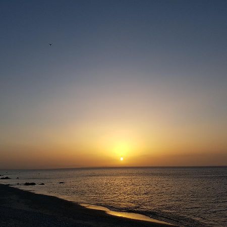 Attico Del Sole Bed & Breakfast Rometta Marea Dış mekan fotoğraf