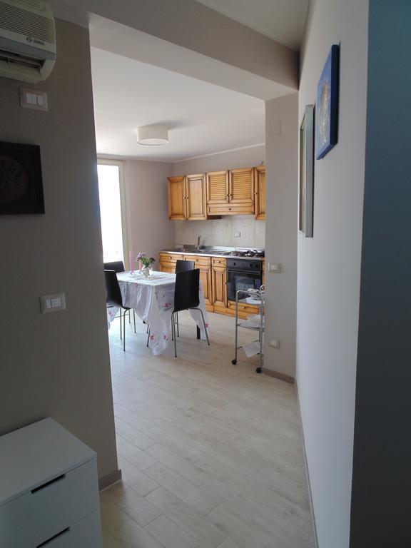 Attico Del Sole Bed & Breakfast Rometta Marea Dış mekan fotoğraf